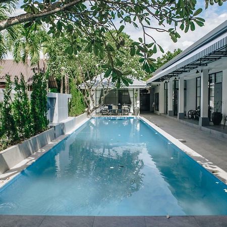 La Riva Boutique Hotel Kamphaeng Phet Eksteriør billede