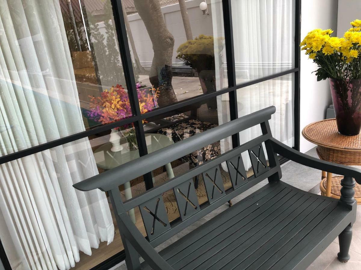 La Riva Boutique Hotel Kamphaeng Phet Eksteriør billede