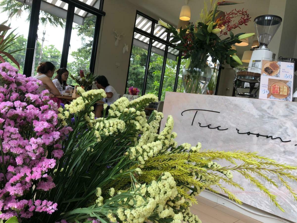 La Riva Boutique Hotel Kamphaeng Phet Eksteriør billede